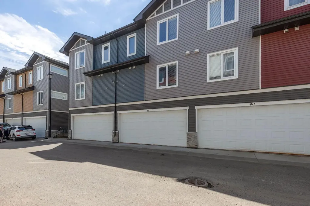 141 Fontaine Crescent Fort Mcmurray AB T9H 0C9