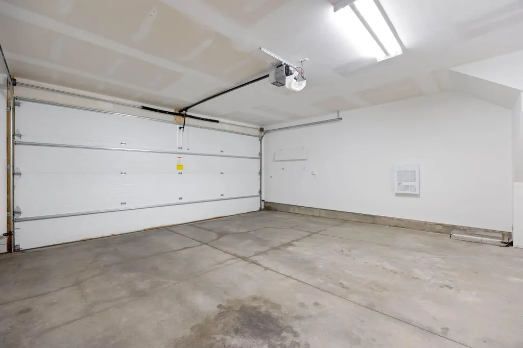 141 Fontaine Crescent Fort Mcmurray AB T9H 0C9