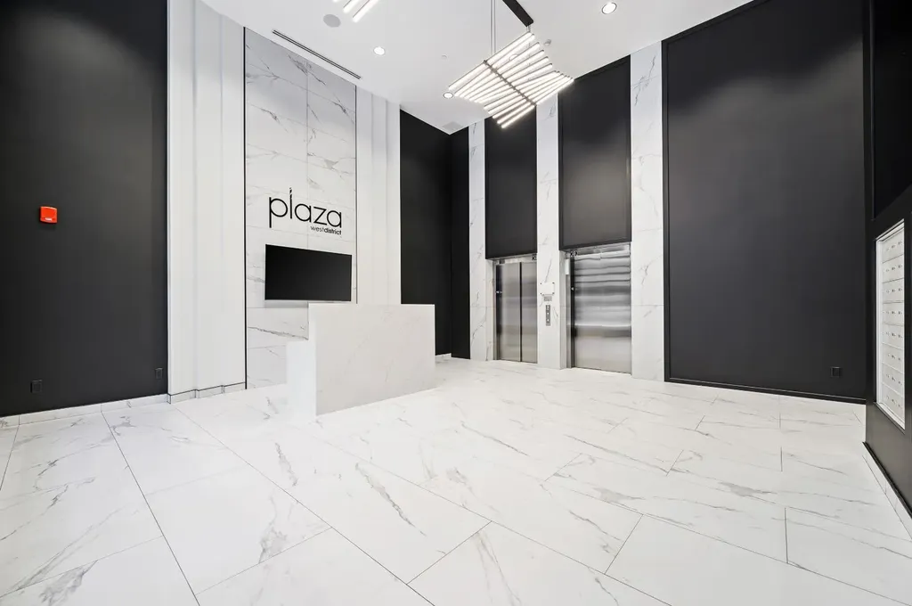 8375 Broadcast Avenue SW Calgary AB T3H 6L3