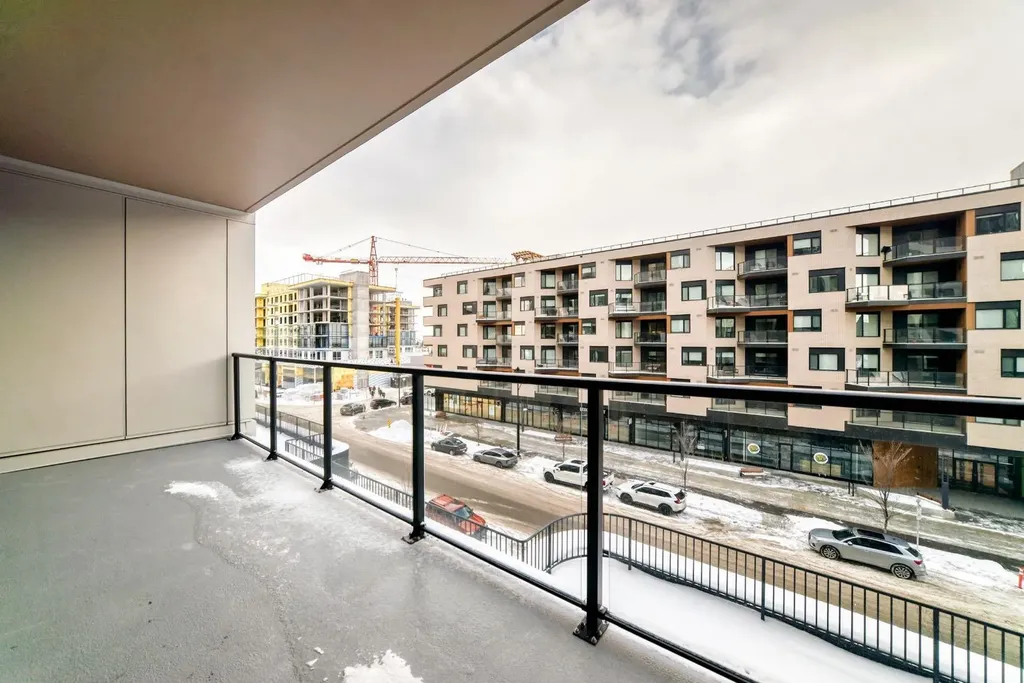 8375 Broadcast Avenue SW Calgary AB T3H 6L3