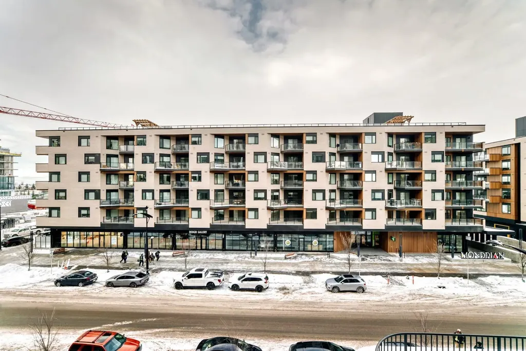 8375 Broadcast Avenue SW Calgary AB T3H 6L3