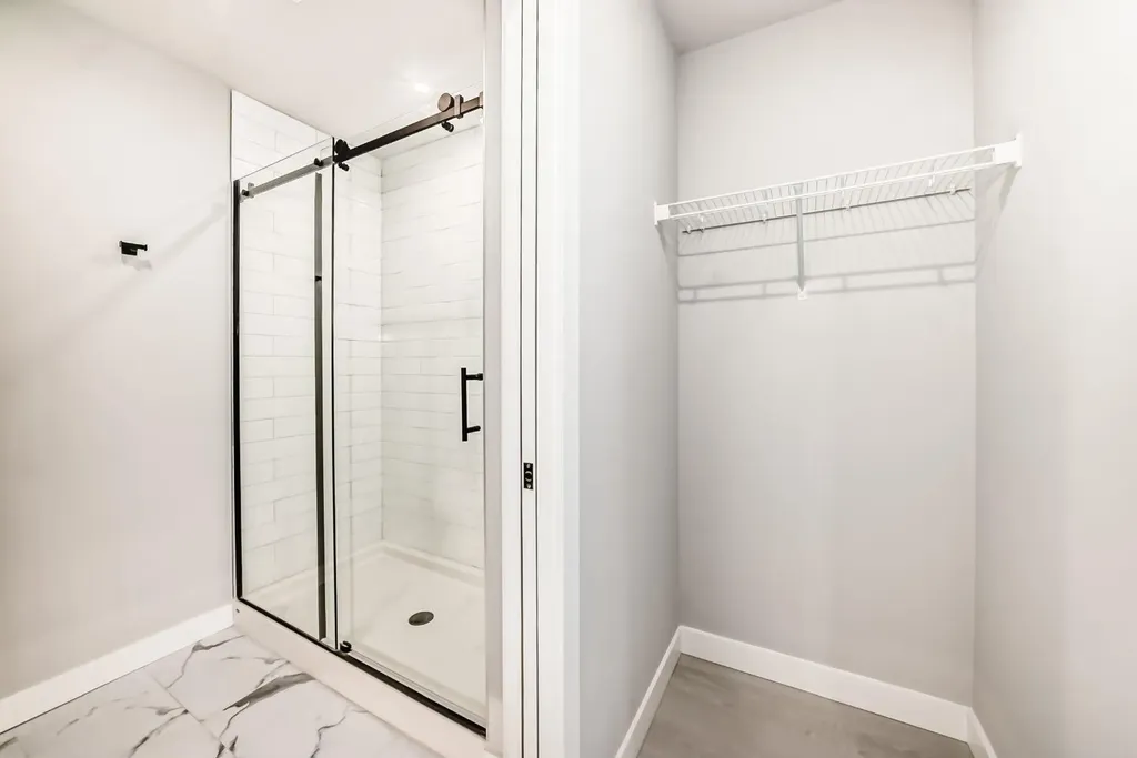 8375 Broadcast Avenue SW Calgary AB T3H 6L3