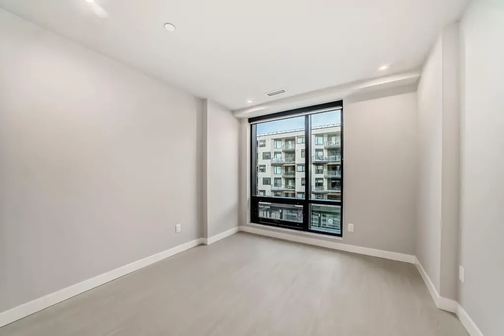 8375 Broadcast Avenue SW Calgary AB T3H 6L3