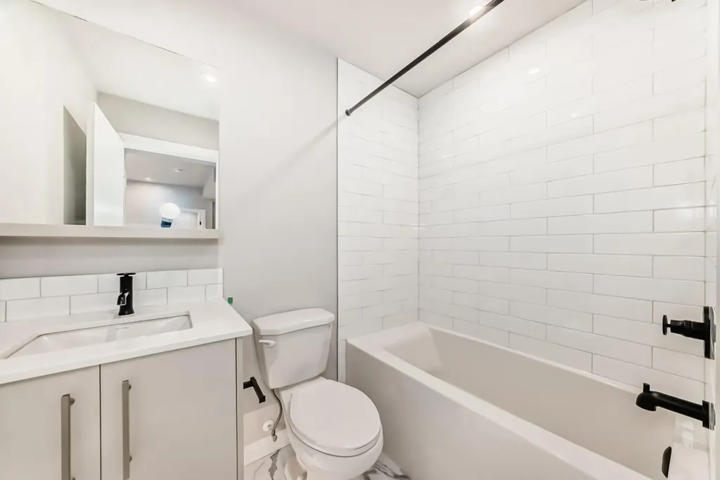 8375 Broadcast Avenue SW Calgary AB T3H 6L3