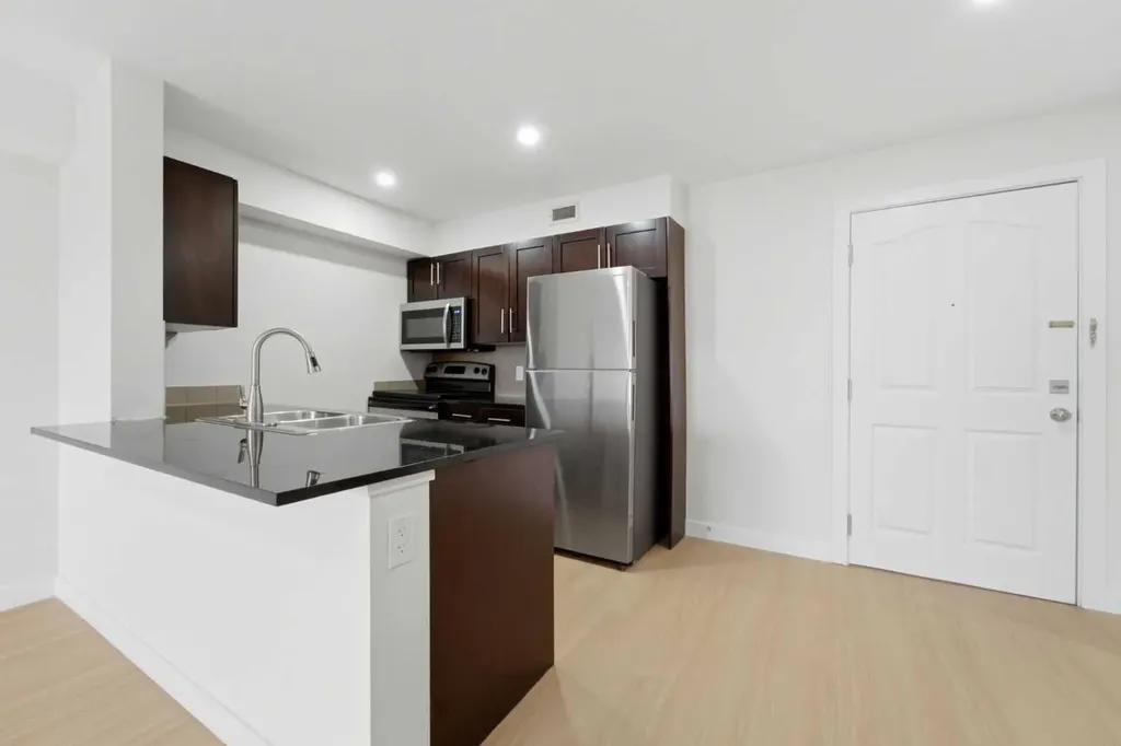 7210 80 Avenue NE Calgary AB T3J0A6