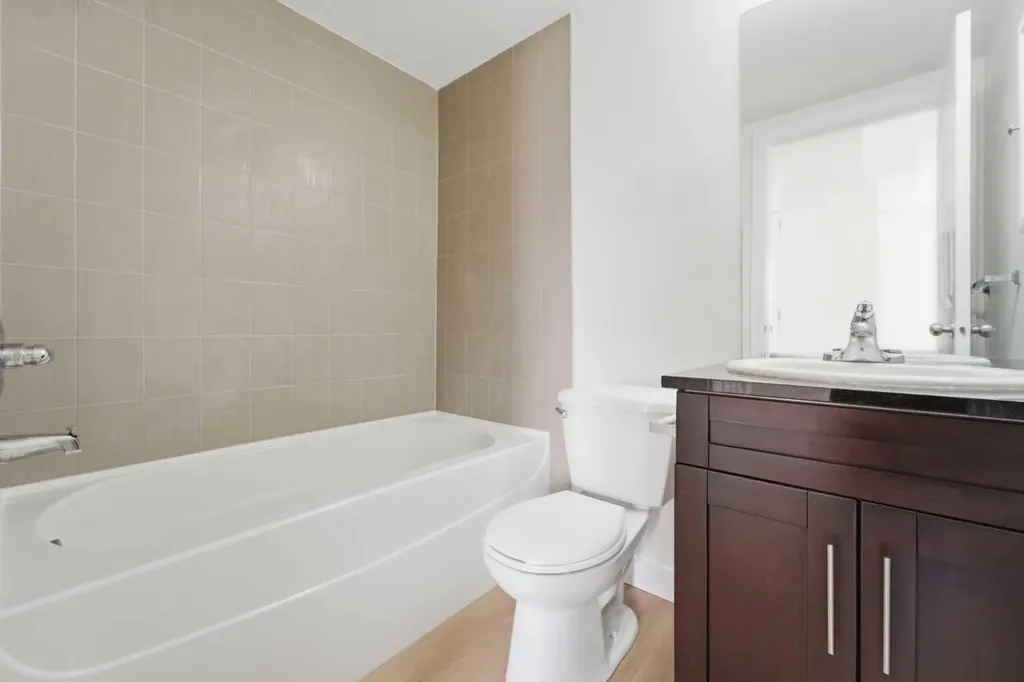 7210 80 Avenue NE Calgary AB T3J0A6