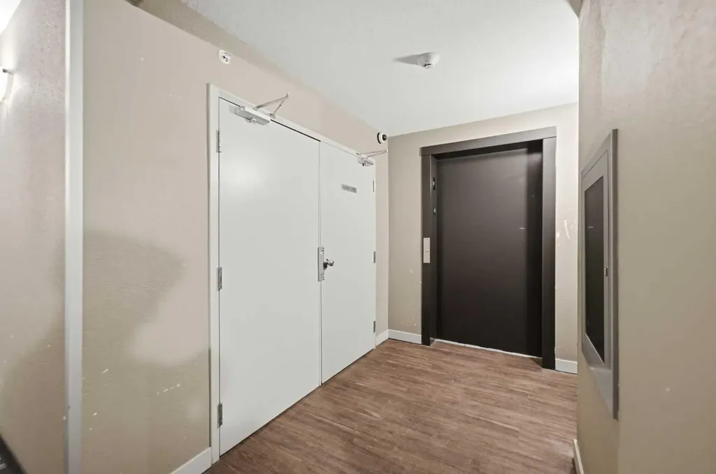 7210 80 Avenue NE Calgary AB T3J0A6