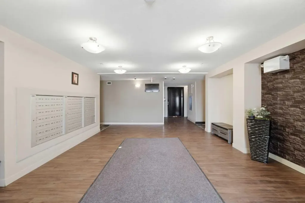 7210 80 Avenue NE Calgary AB T3J0A6