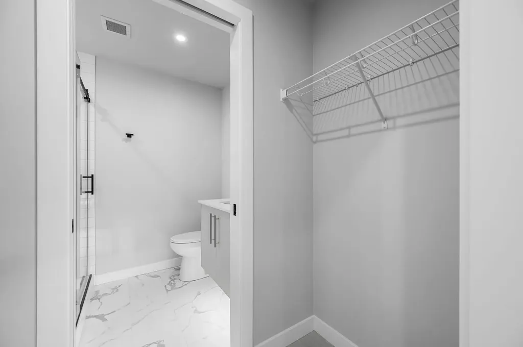 8375 Broadcast Avenue SW Calgary AB T3H 6L3