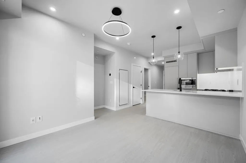 8375 Broadcast Avenue SW Calgary AB T3H 6L3