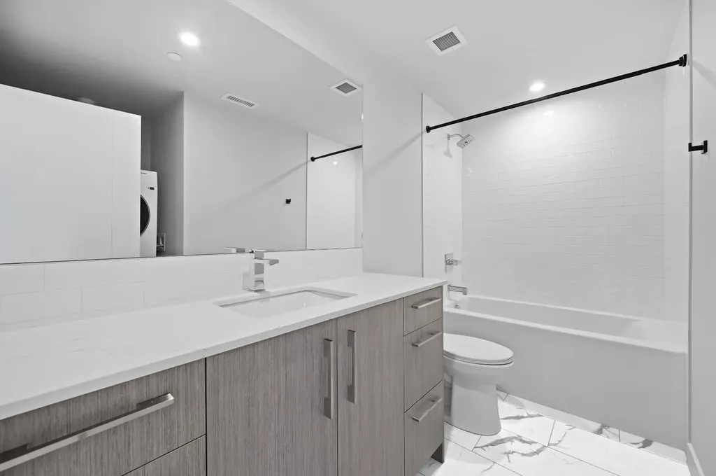110 18a Street NW Calgary AB T2N 5G5