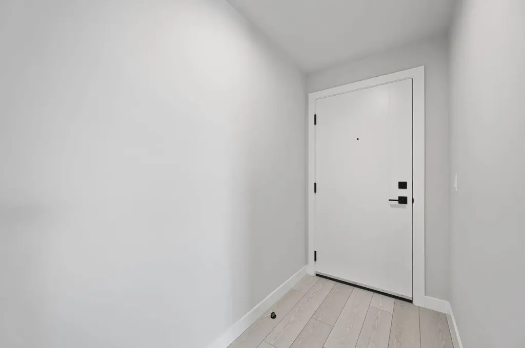 110 18a Street NW Calgary AB T2N 5G5