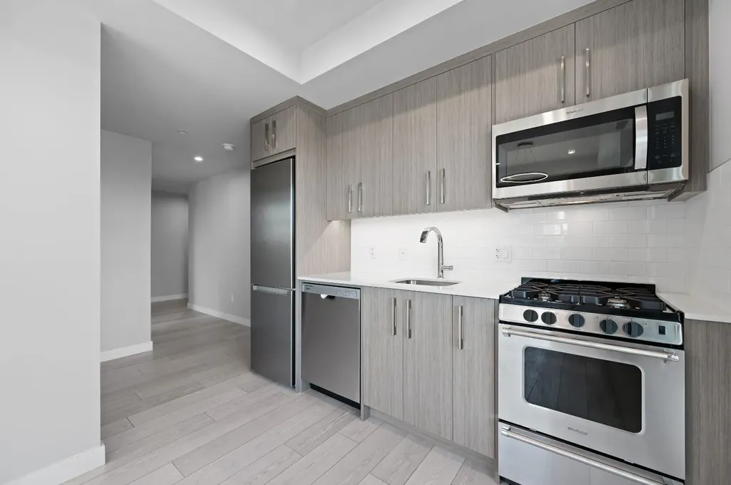 110 18a Street NW Calgary AB T2N 5G5