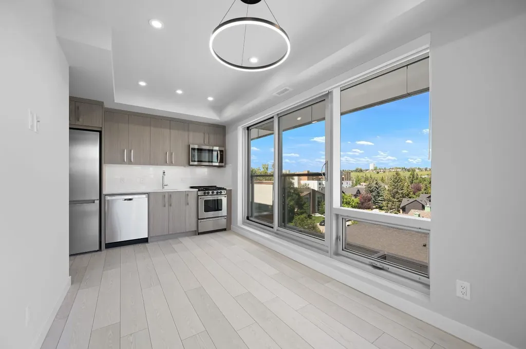 110 18a Street NW Calgary AB T2N 5G5