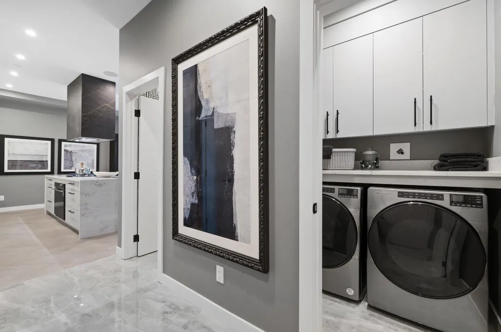 835 78 Street SW Calgary AB T3H6H6