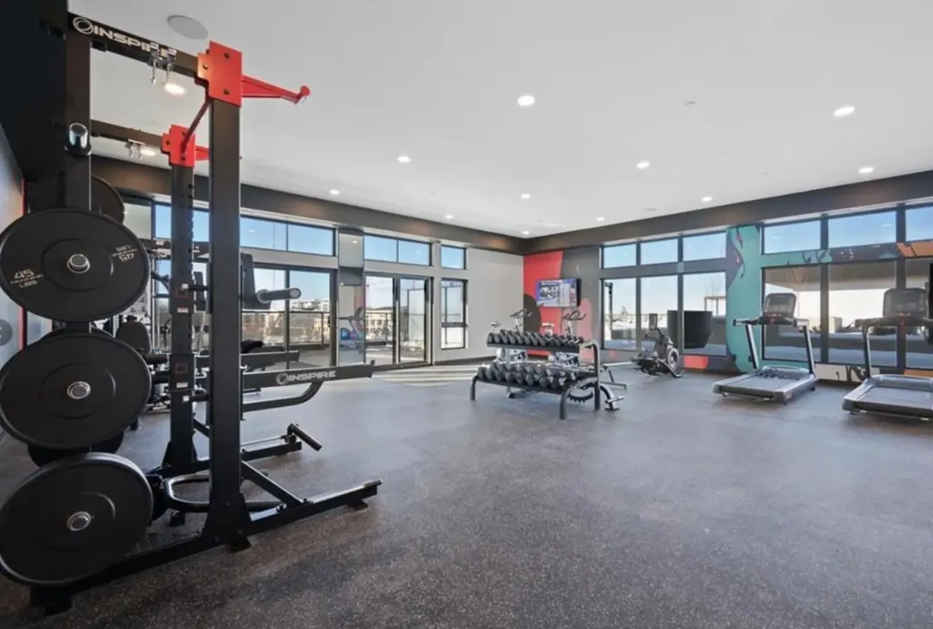 835 78 Street SW Calgary AB T3H6H6