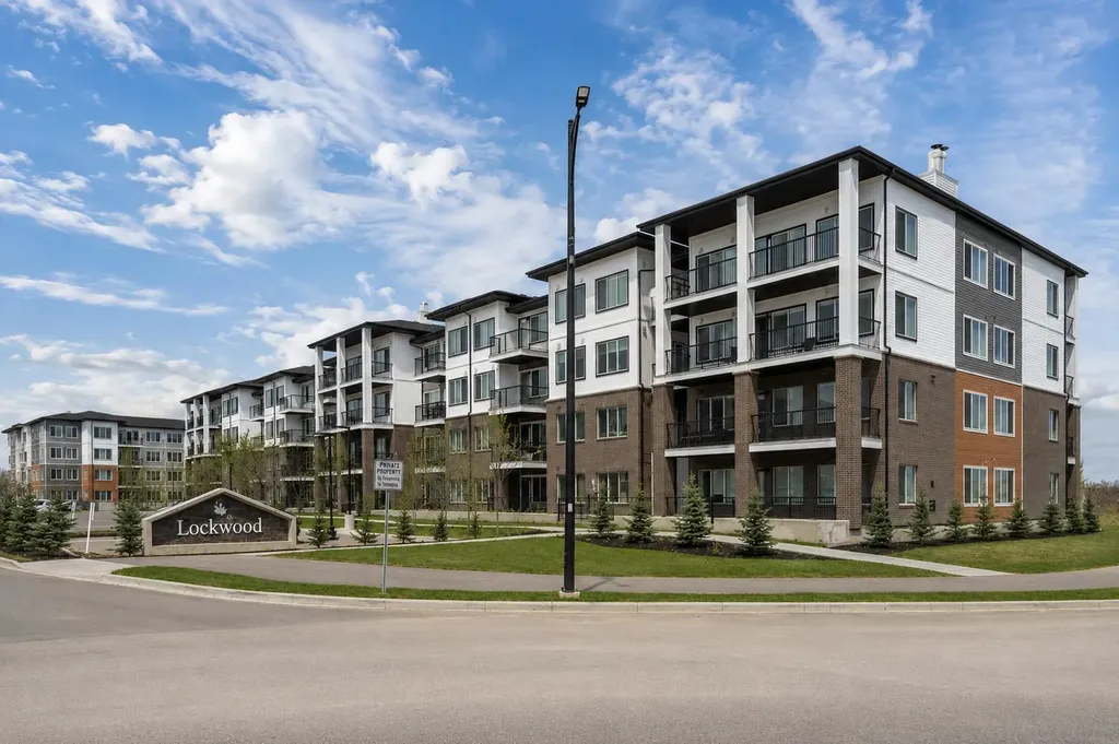 6 Merganger Drive W Chestermere AB T1X2Y2