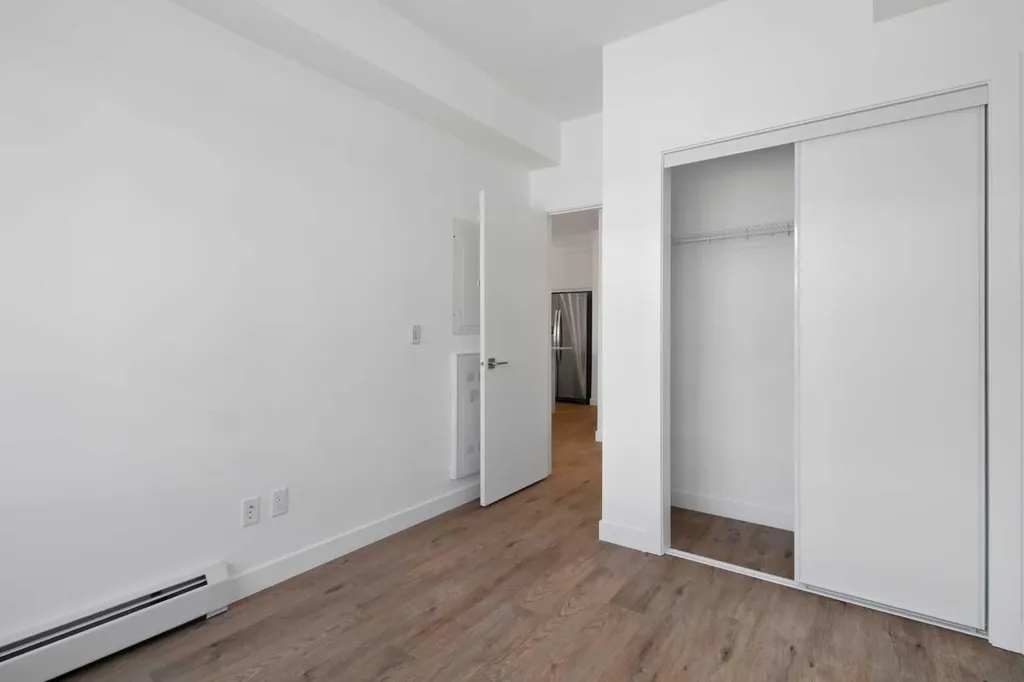 6 Merganger Drive W Chestermere AB T1X2Y2
