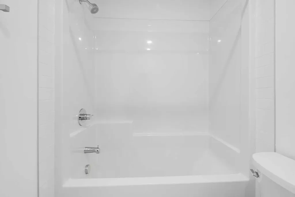 6 Merganger Drive W Chestermere AB T1X2Y2