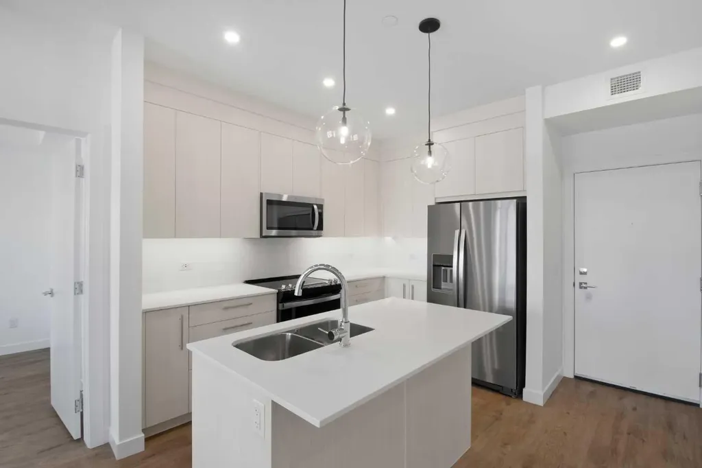 6 Merganger Drive W Chestermere AB T1X2Y2