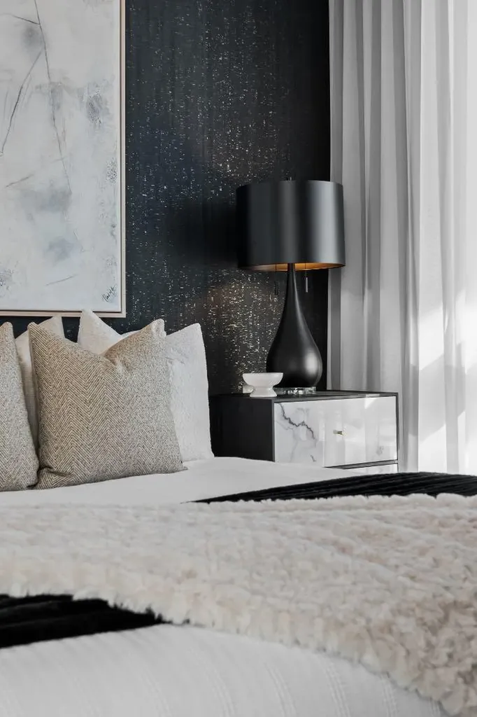310 15 Avenue SW Calgary AB T2R 1S9