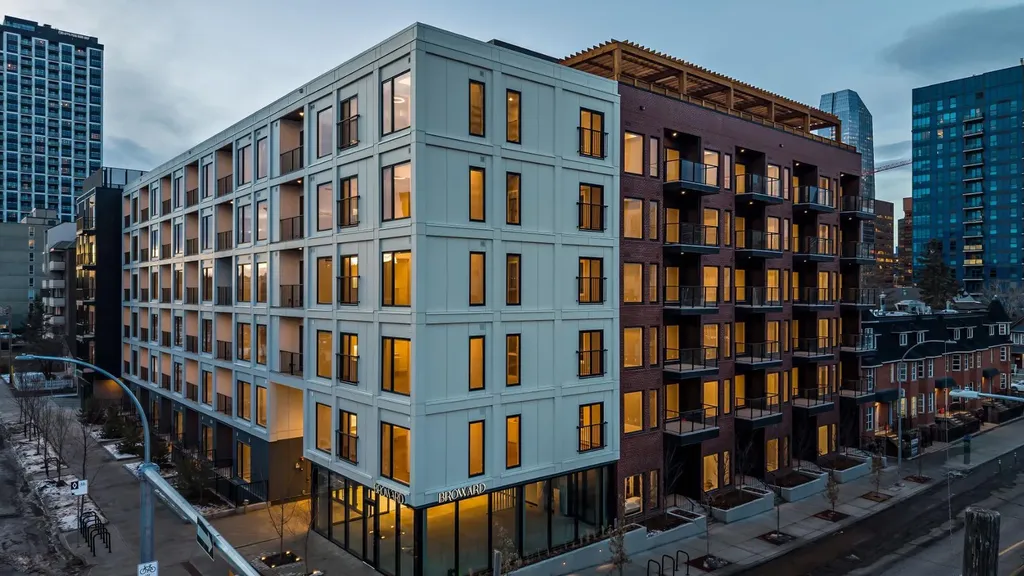 310 15 Avenue SW Calgary AB T2R 1S9