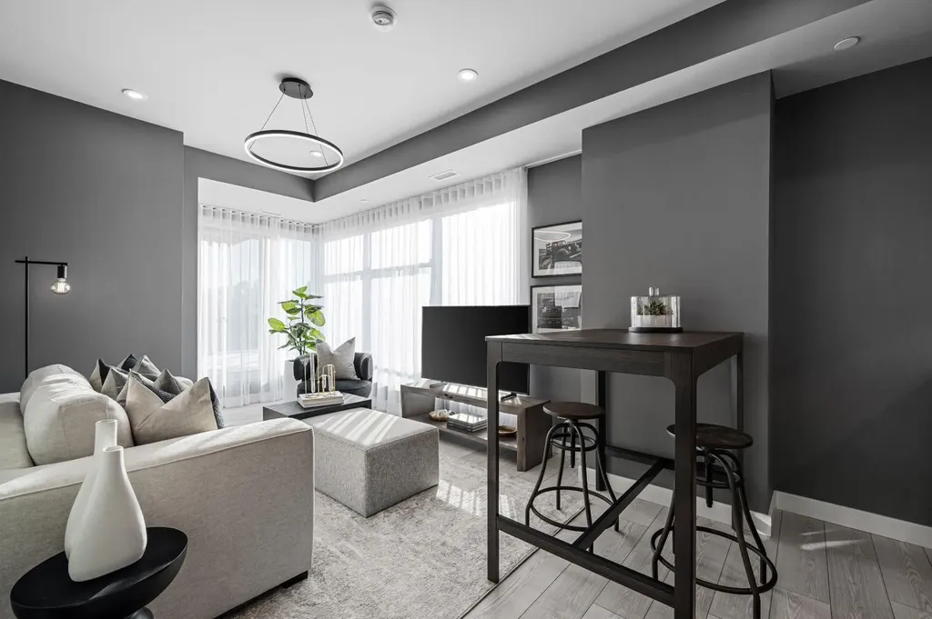 310 15 Avenue SW Calgary AB T2R 1S9