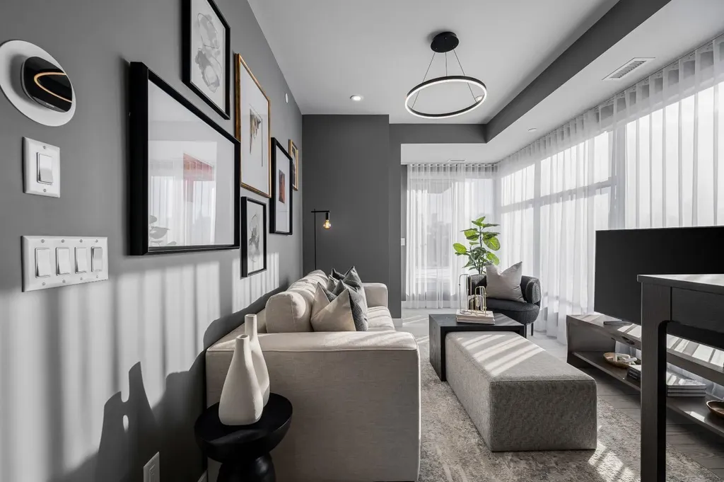 310 15 Avenue SW Calgary AB T2R 1S9