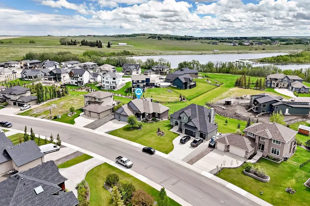 27 Monterra Link Rural Rocky View County AB T4C 0G7