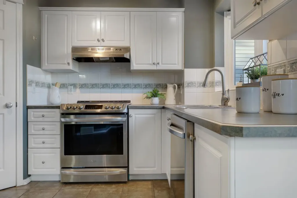 258 Coville Crescent NE Calgary AB T3K 5E6