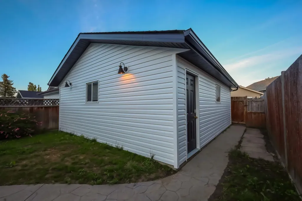258 Coville Crescent NE Calgary AB T3K 5E6