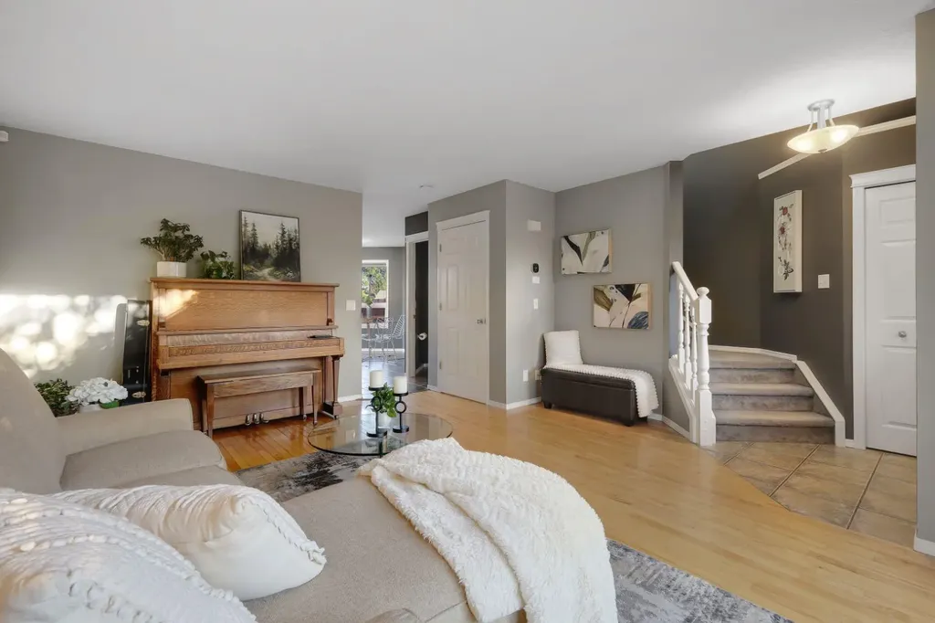 258 Coville Crescent NE Calgary AB T3K 5E6