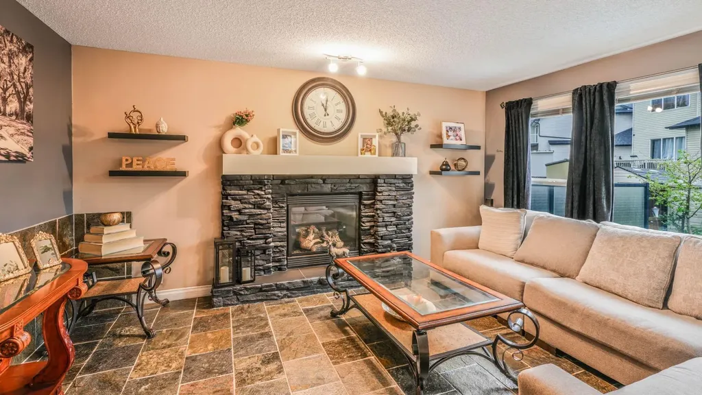 172 West Creek Boulevard Chestermere AB T1X1L8