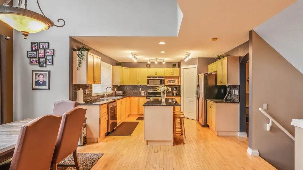 172 West Creek Boulevard Chestermere AB T1X1L8