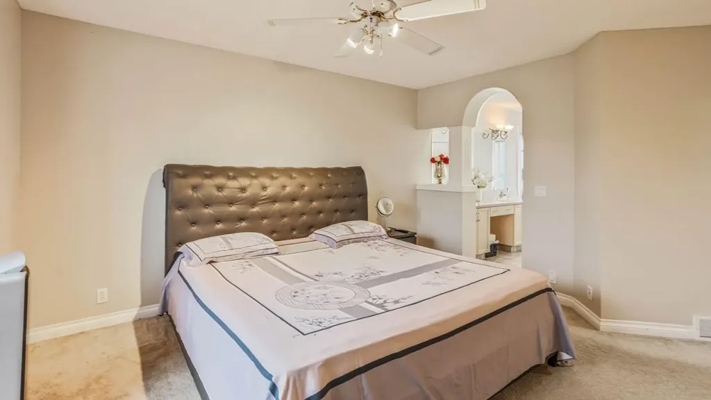 172 West Creek Boulevard Chestermere AB T1X1L8