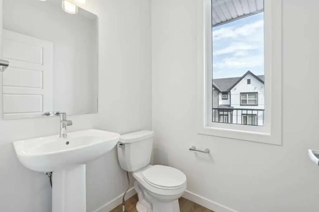 54 Evanscrest Manor NW Calgary AB T3P2A3