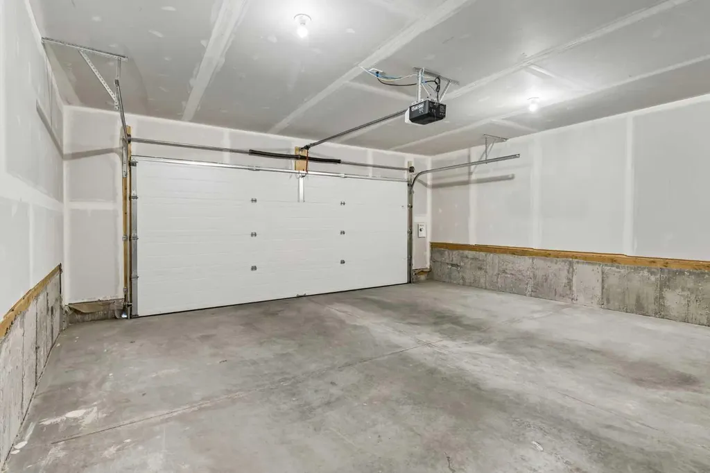 54 Evanscrest Manor NW Calgary AB T3P2A3