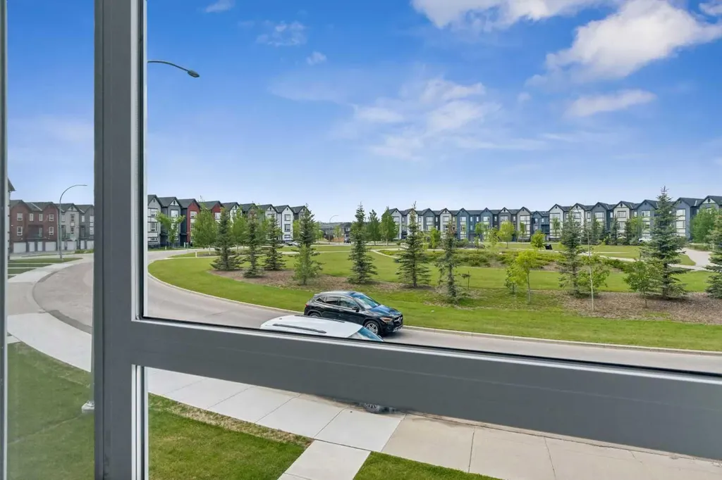 54 Evanscrest Manor NW Calgary AB T3P2A3