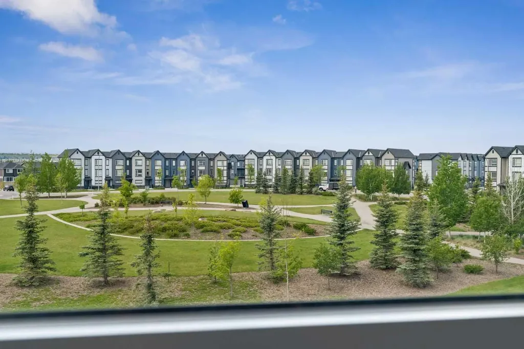 54 Evanscrest Manor NW Calgary AB T3P2A3