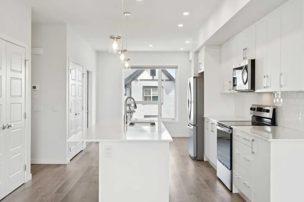 54 Evanscrest Manor NW Calgary AB T3P2A3