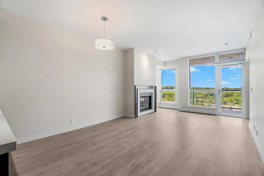 222 Riverfront Avenue SW Calgary AB T2P 0X2