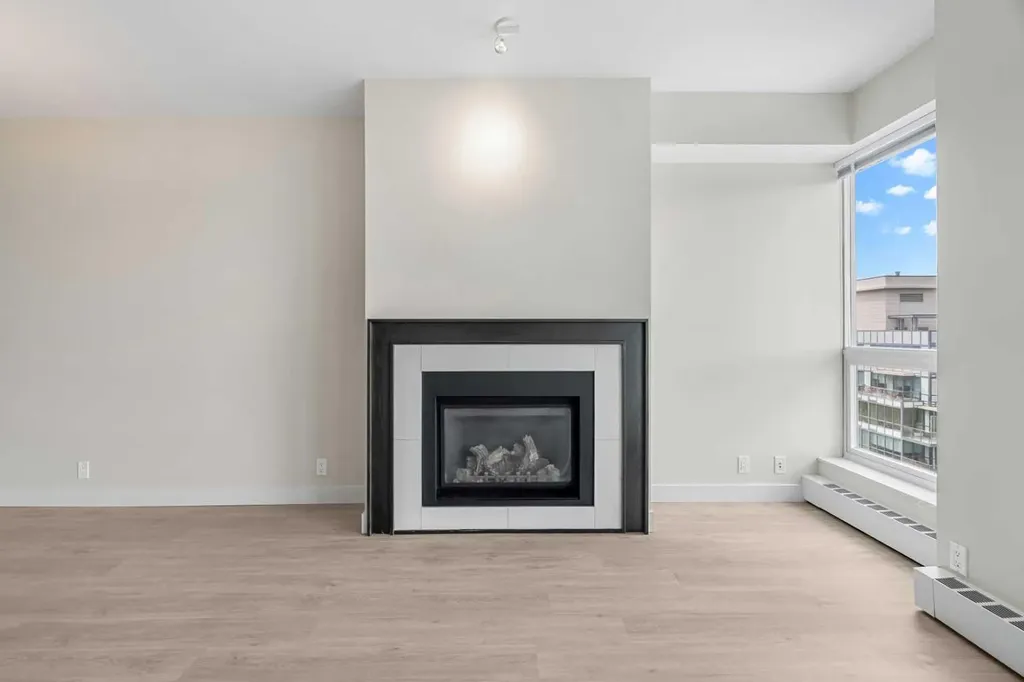 222 Riverfront Avenue SW Calgary AB T2P 0X2