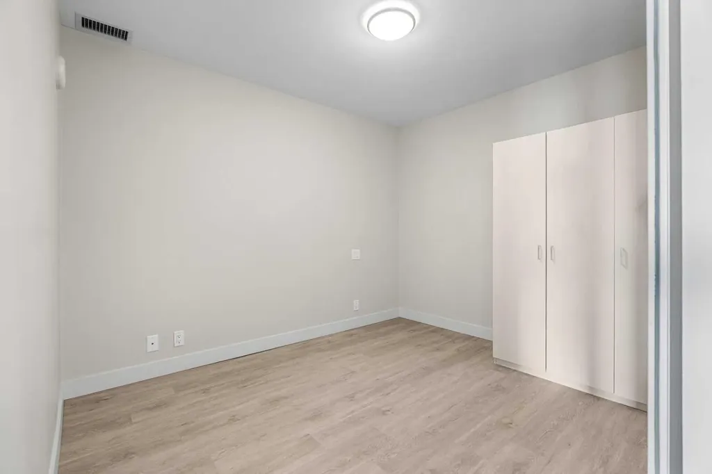 222 Riverfront Avenue SW Calgary AB T2P 0X2
