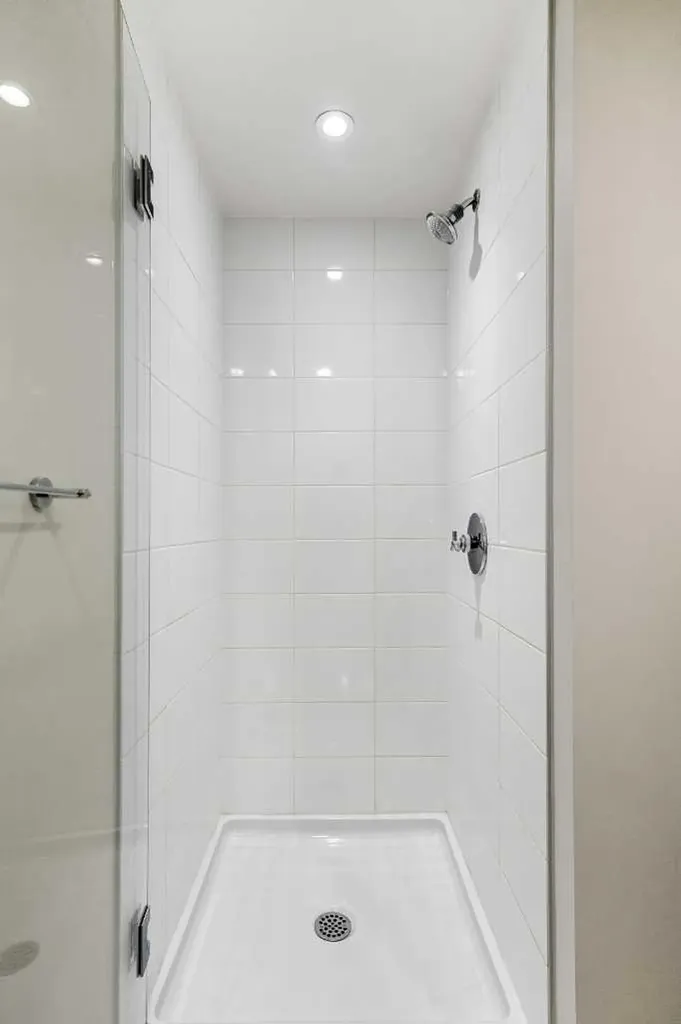222 Riverfront Avenue SW Calgary AB T2P 0X2