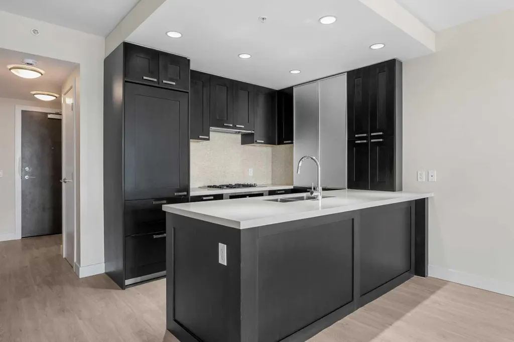 222 Riverfront Avenue SW Calgary AB T2P 0X2