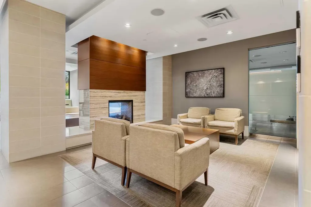 222 Riverfront Avenue SW Calgary AB T2P 0X2