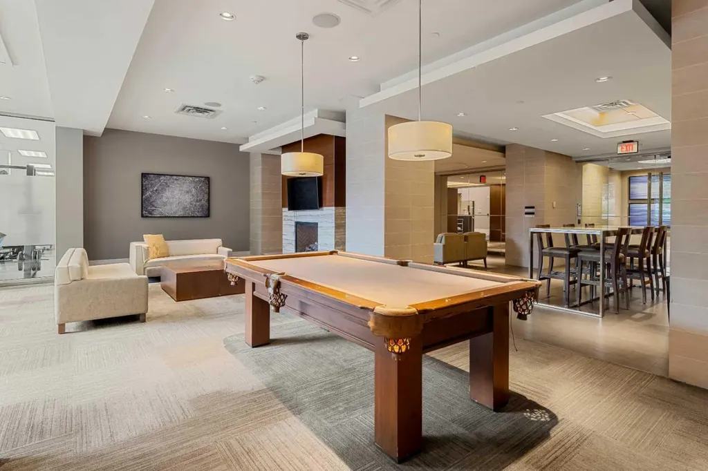 222 Riverfront Avenue SW Calgary AB T2P 0X2