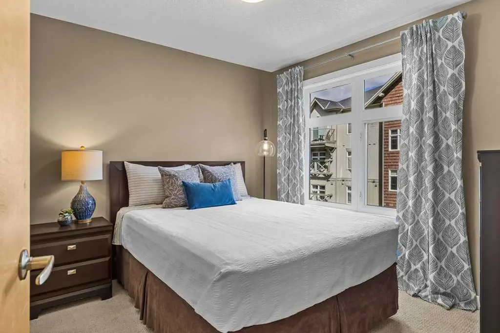 160 Kananaskis Way Canmore AB T1W 3E2