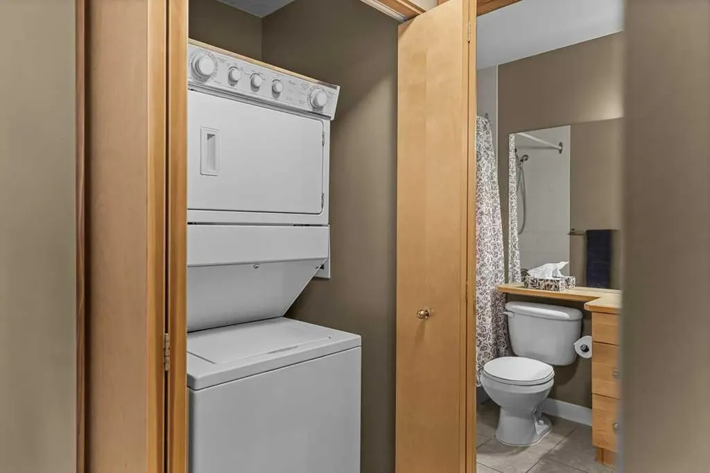 160 Kananaskis Way Canmore AB T1W 3E2