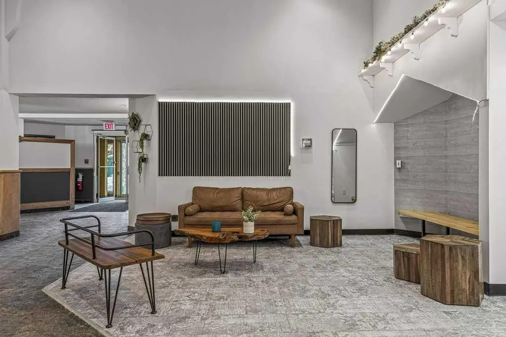 160 Kananaskis Way Canmore AB T1W 3E2